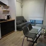 Апартаменти Kostjukowski Nizhynska 17 *