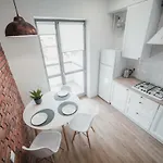 Апартаменти Kostjukowski Nizhynska 17
