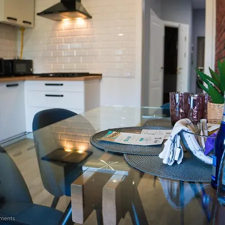 Kostjukowski Nizhynska 17 Apartman *