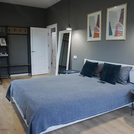 Kostjukowski Nizhynska 17 Λβιβ