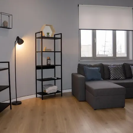 Kostjukowski Nizhynska 17