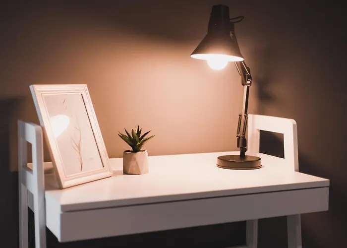 Kostjukowski Nizhynska 17 *