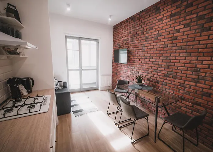 Kostjukowski Nizhynska 17