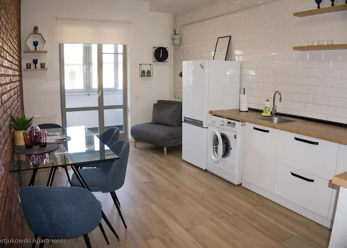 Kostjukowski Nizhynska 17 Apartment