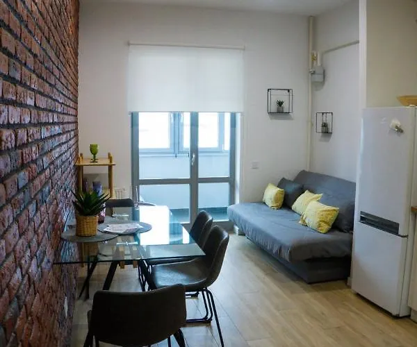 Kostjukowski Nizhynska 17