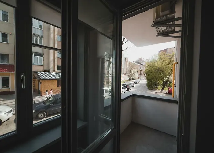 Kostjukowski Nizhynska 17 Apartment *